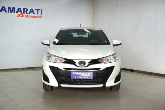 TOYOTA YARIS 1.3 16V FLEX XL LIVE MULTIDRIVE TOYOTA YARIS 1.3 16V FLEX XL LIVE MULTIDRIVE